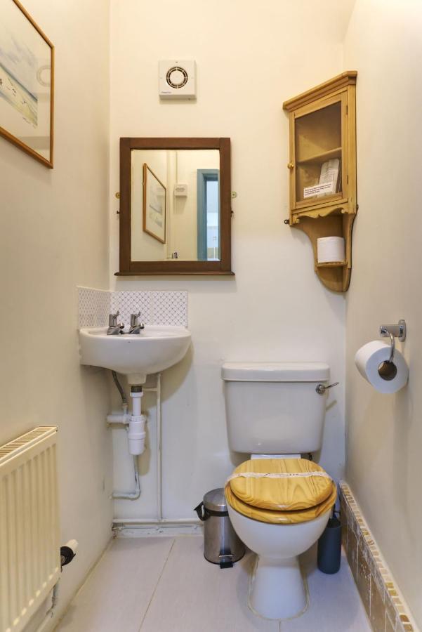 Bramble Cottage Whiteparish ภายนอก รูปภาพ